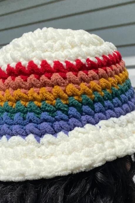 Fall/winter Faux Comfort Fabric Rainbow Striped Women&amp;#039;s Bucket Hat Thick Warm Women&amp;#039;s Fluffy Panama Hat Outdoor Velvet